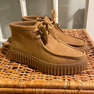 CLARKS Torhill Moss (Wallabees) Winter Boots